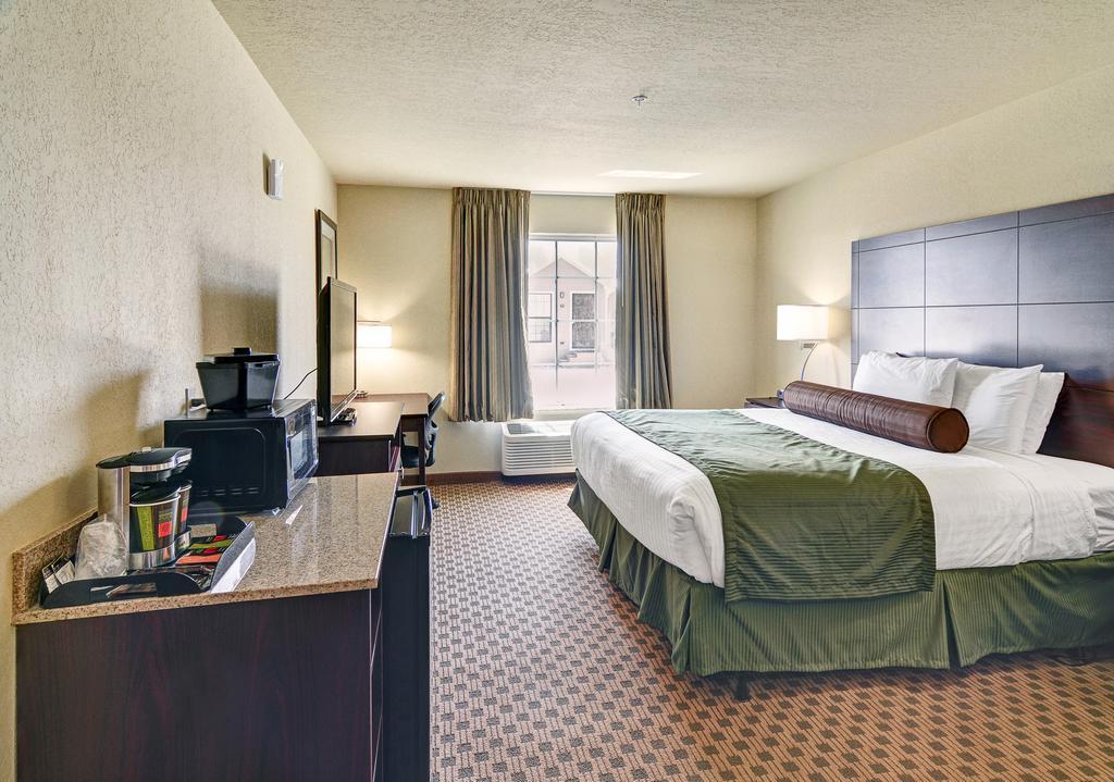 Cobblestone Inn & Suites - Big Lake Buitenkant foto
