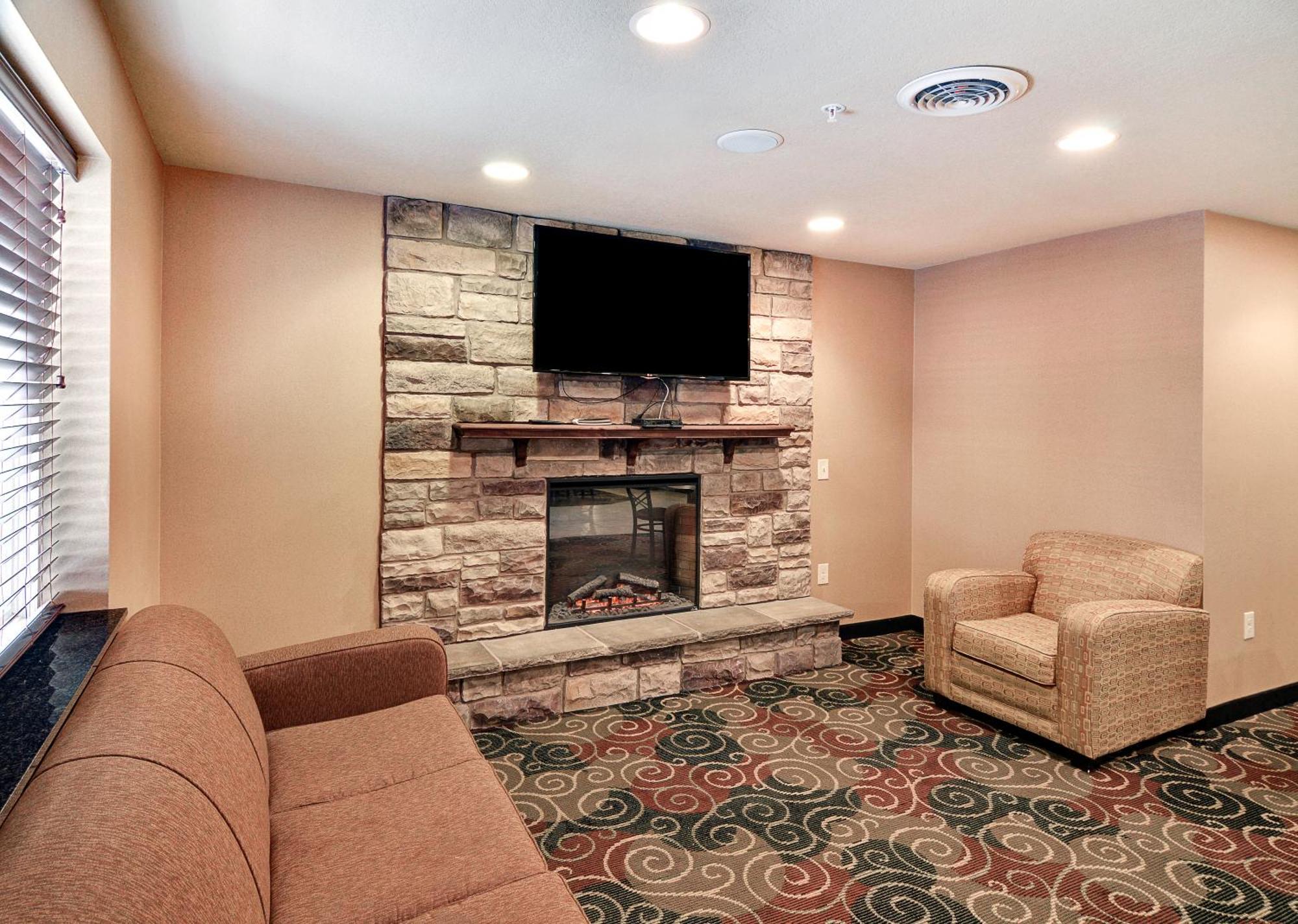 Cobblestone Inn & Suites - Big Lake Buitenkant foto