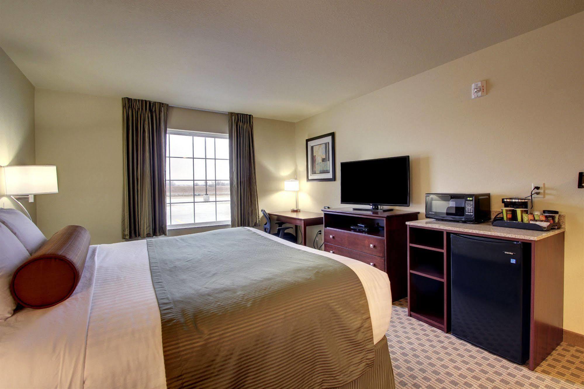 Cobblestone Inn & Suites - Big Lake Buitenkant foto
